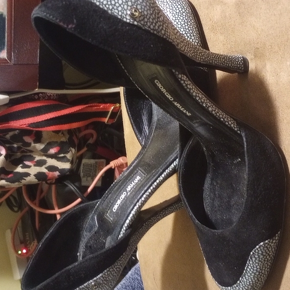 Giorgio Armani Like New Women's High Heels - Picture 1 of 4